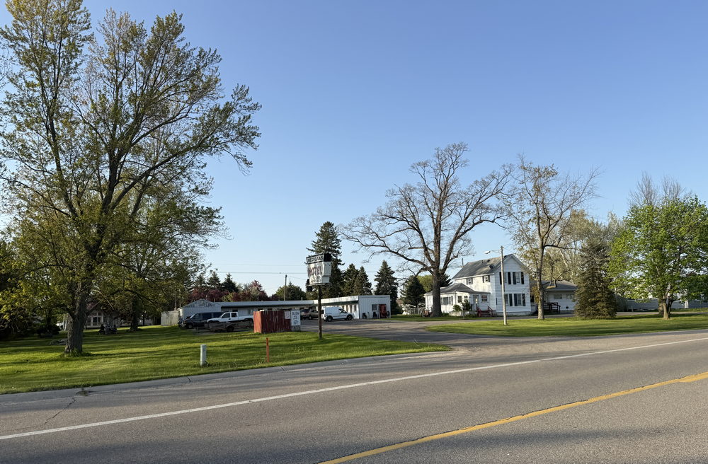 Red Oaks Motel (Stevens Moto-Court) - May 11 2025